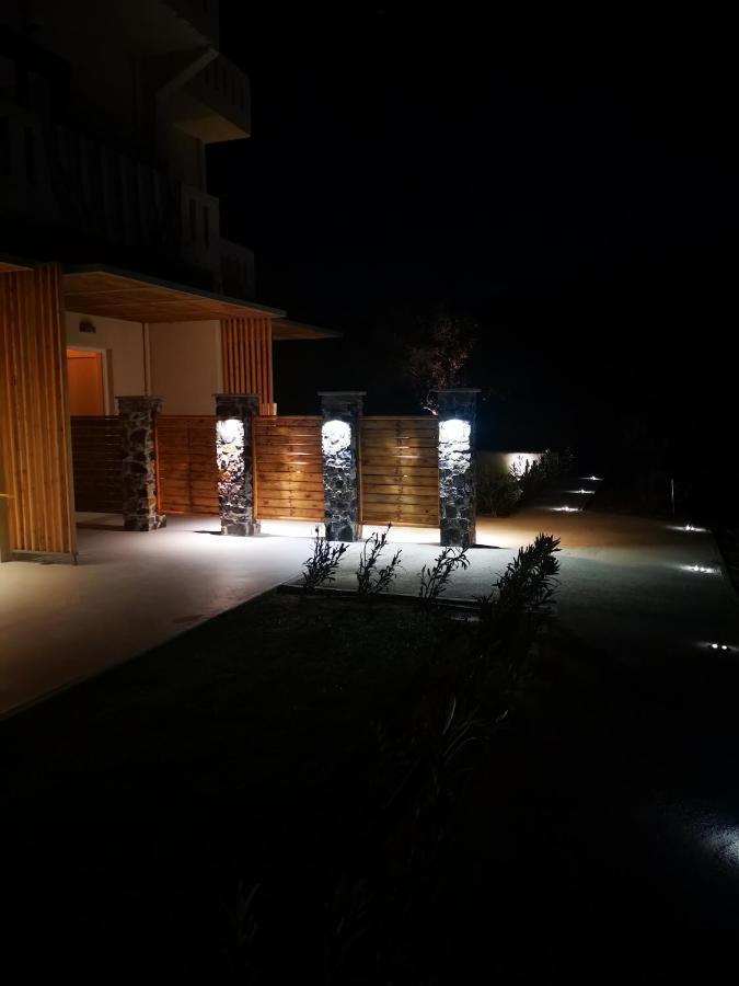 Gratelia Apartment Damnoni Dış mekan fotoğraf