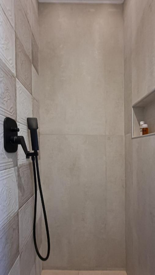 Gratelia Apartment Damnoni Dış mekan fotoğraf